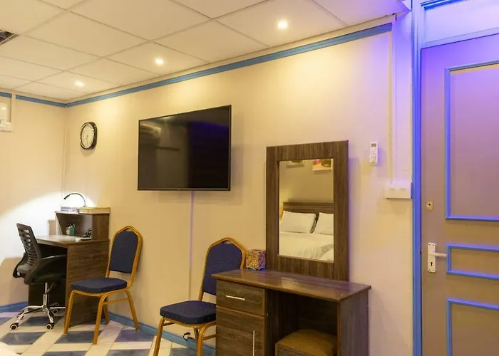 Hotel Styled Apartment In Heart Of Quatre Bornes
