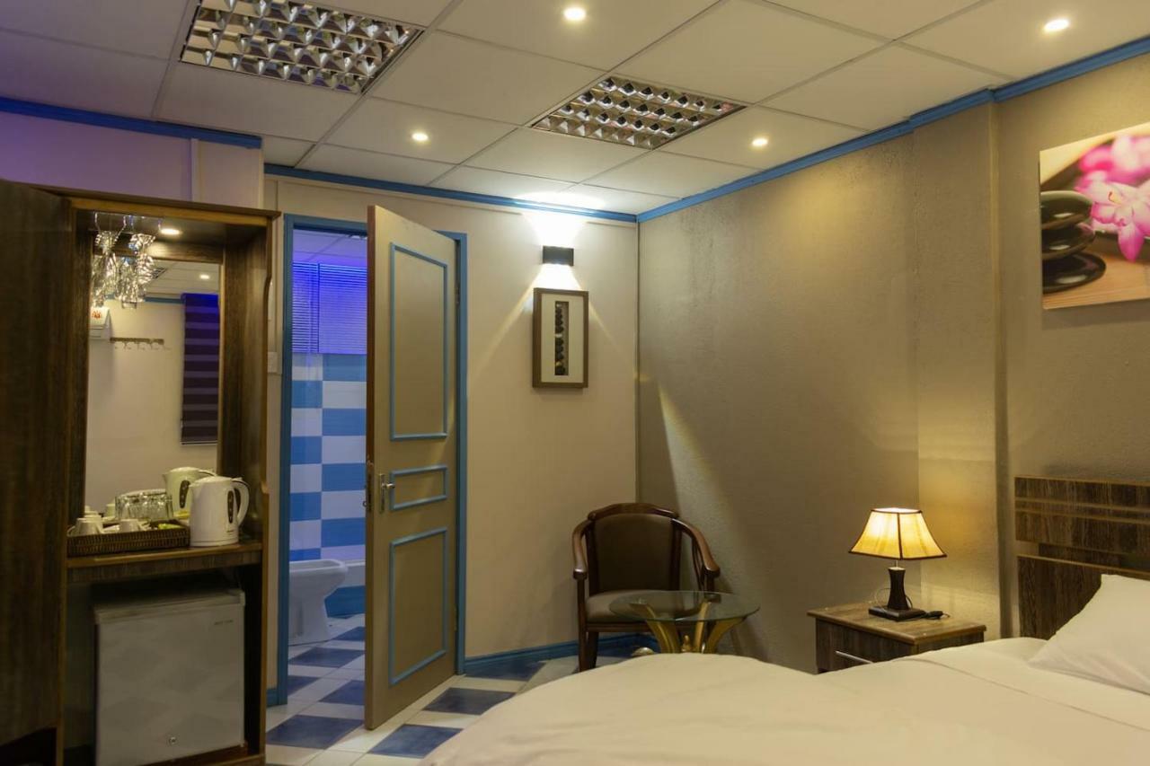 Apartment Styled In Heart Of Quatre Bornes